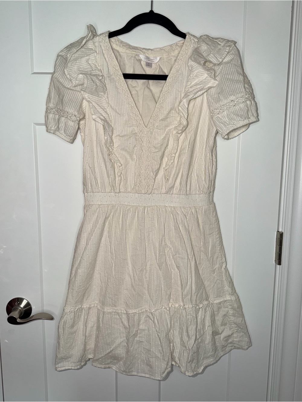 LC Lauren Conrad Mini Dot Ruffle Detail Puff Sleeve Dress